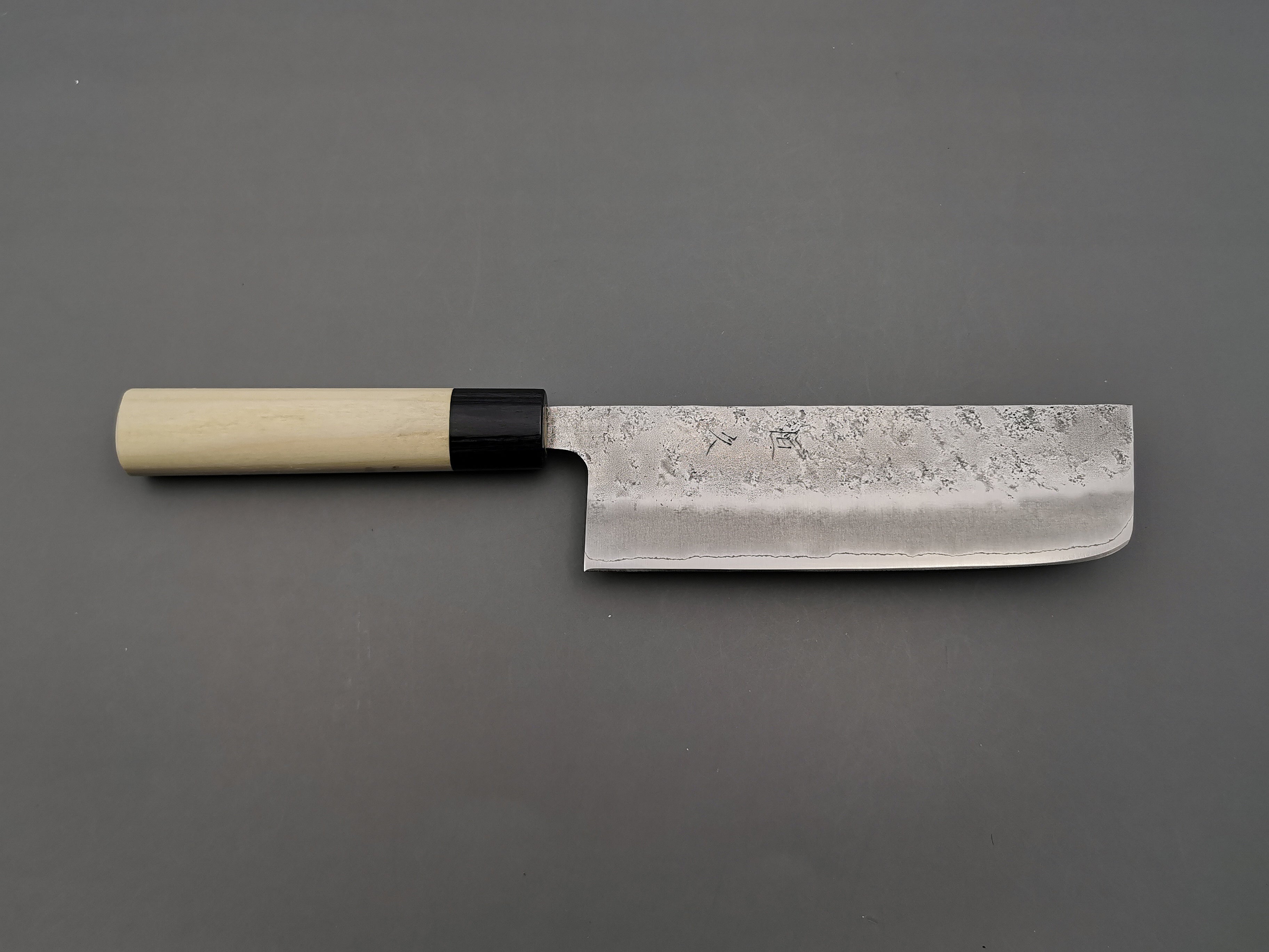 Tsunehisa Ginsan Nashiji Nakiri