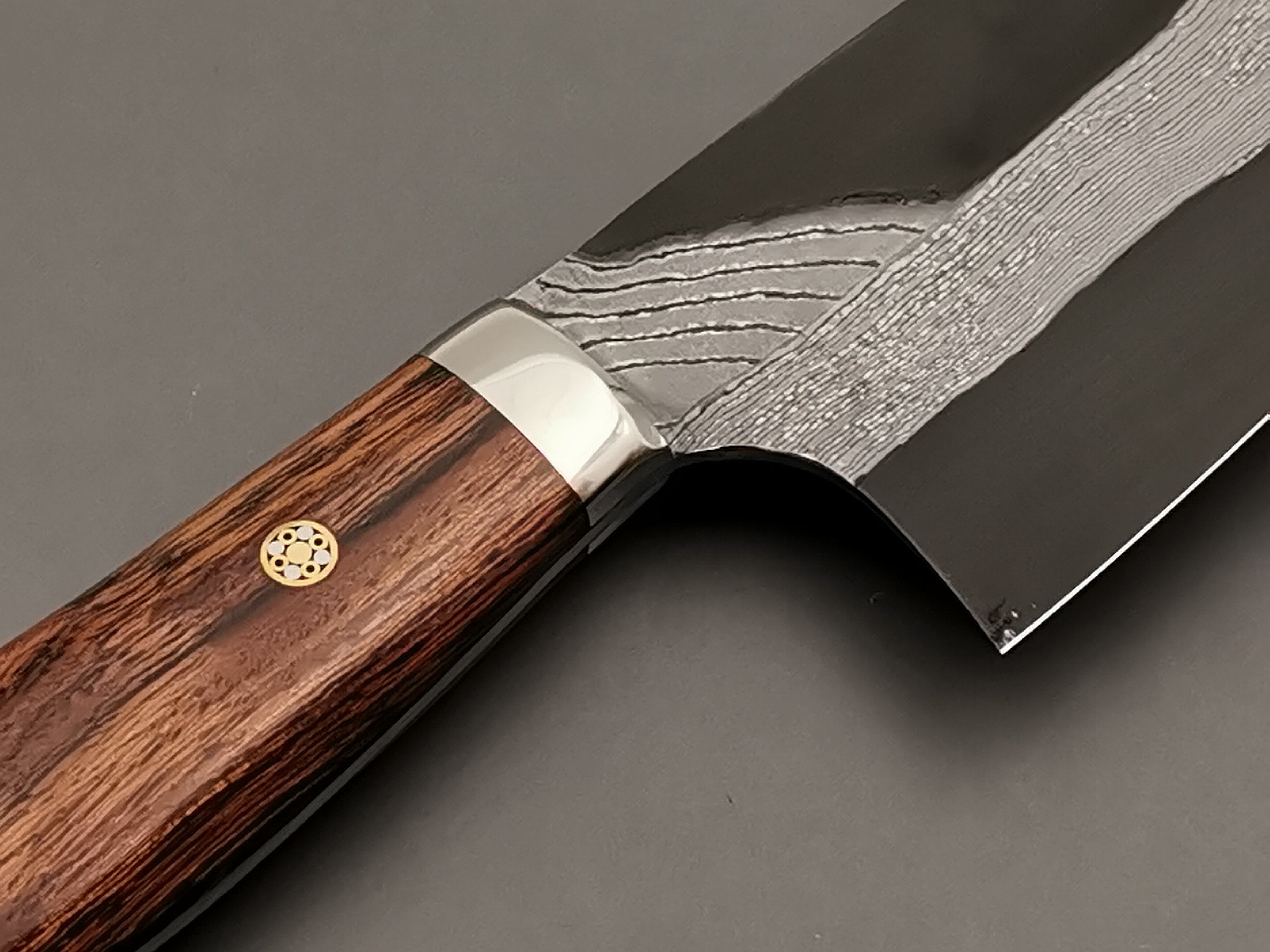 Nigara Hamono Anmon Blue #2 Santoku