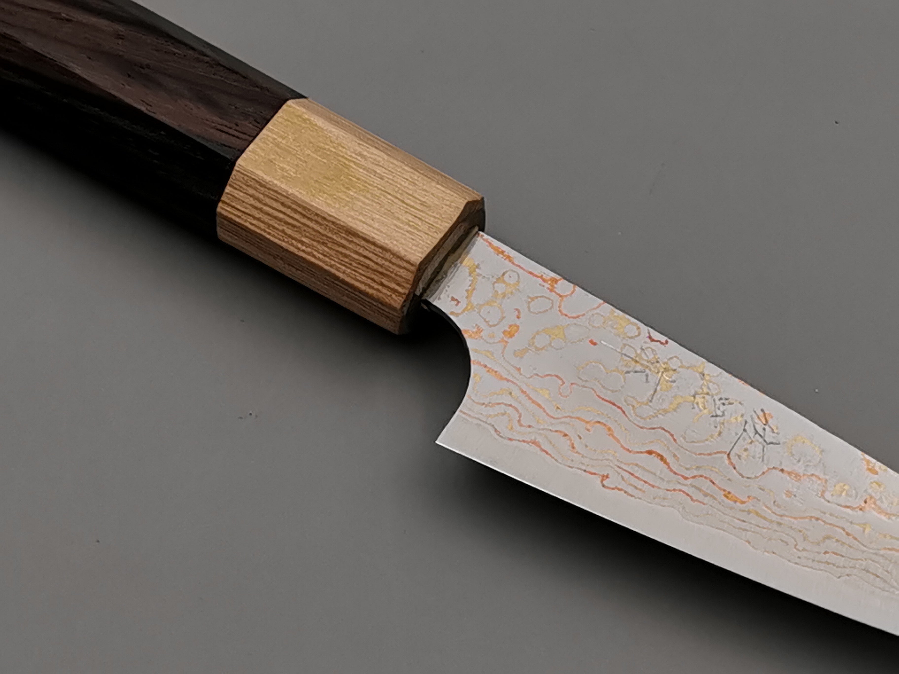 Takeshi Saji VG10 Rainbow Damascus Petty 90mm