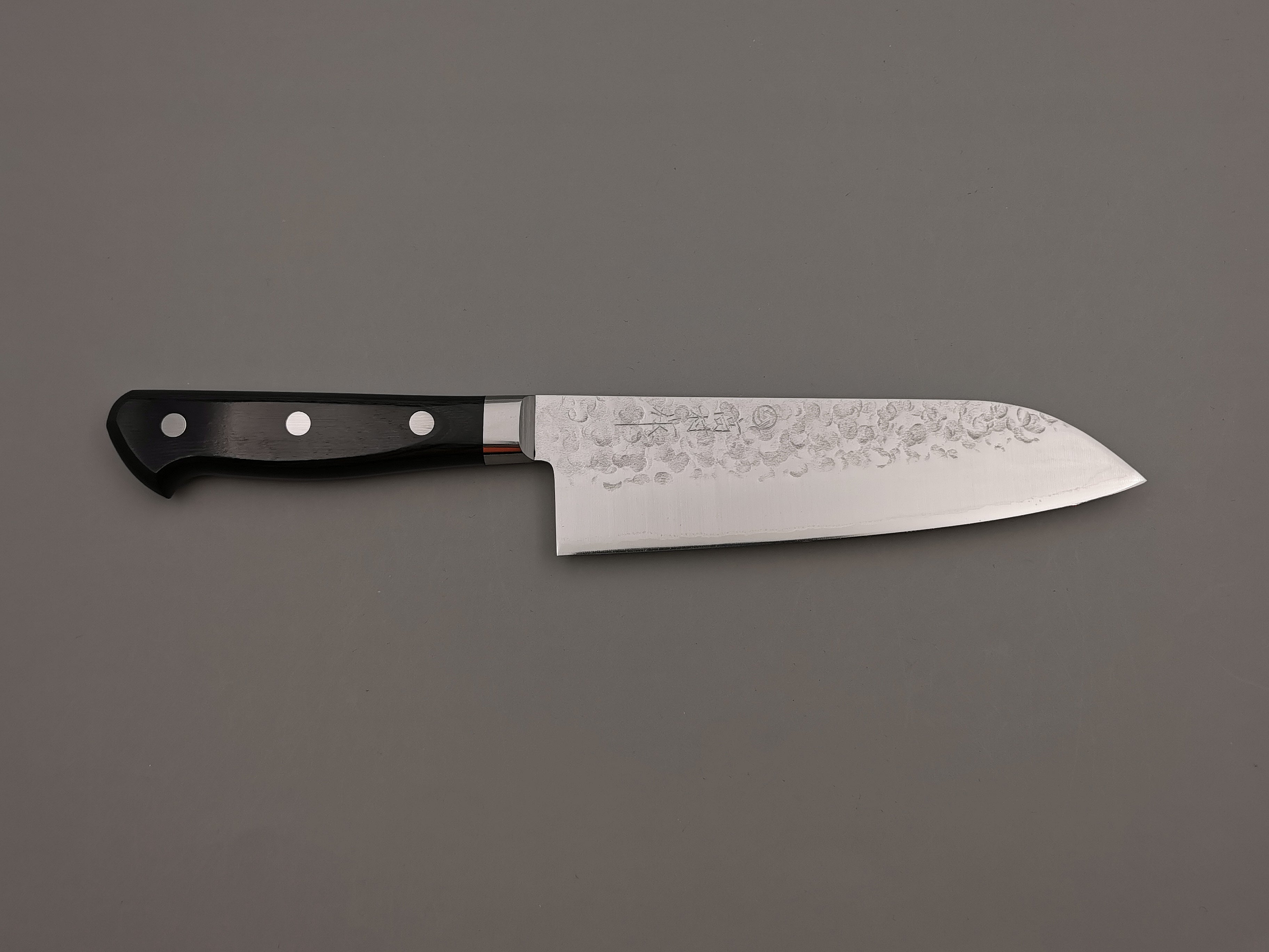 Takamura Hamono VG10 Tsuchime Santoku