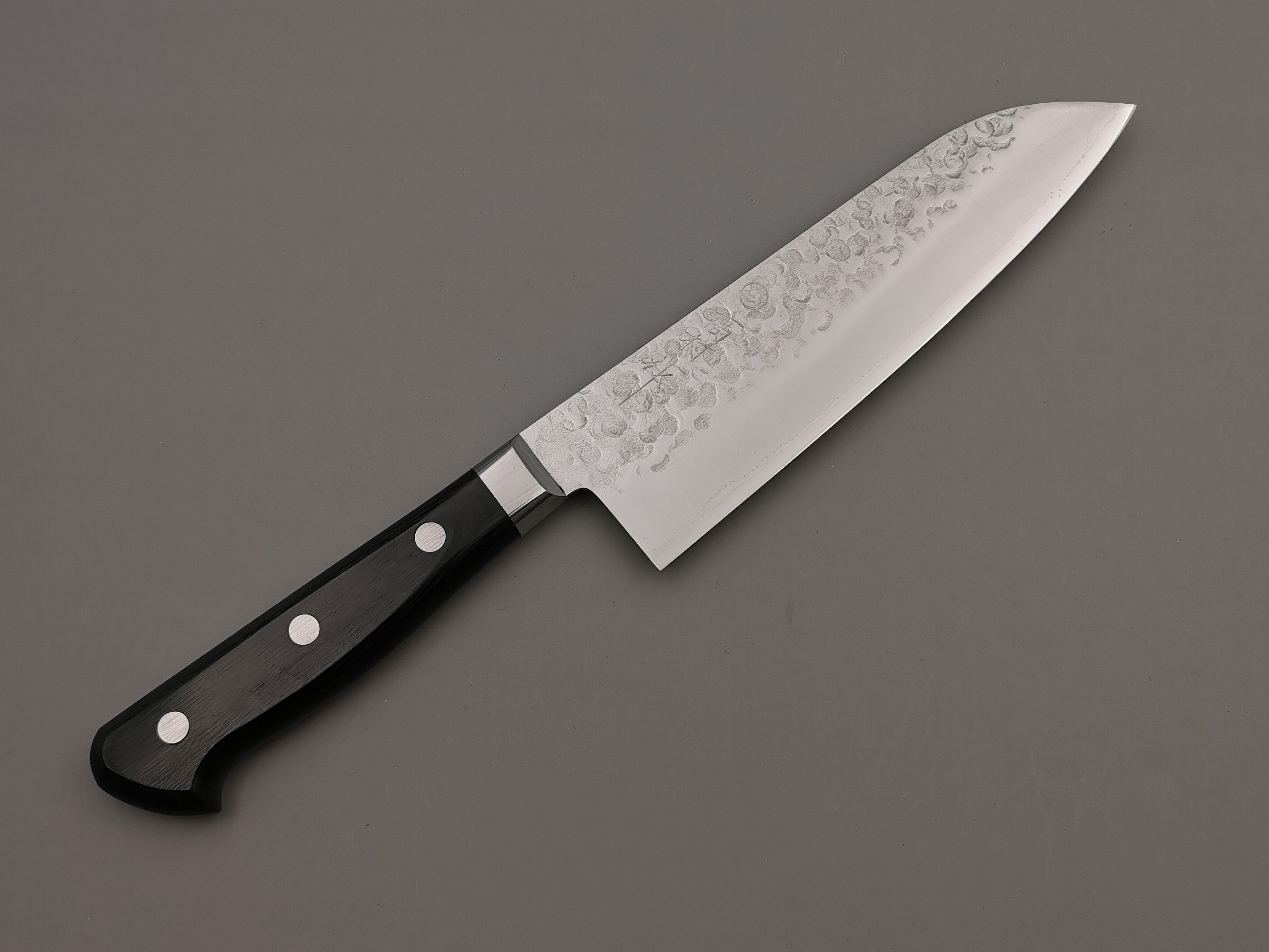 Takamura Hamono VG10 Tsuchime Santoku