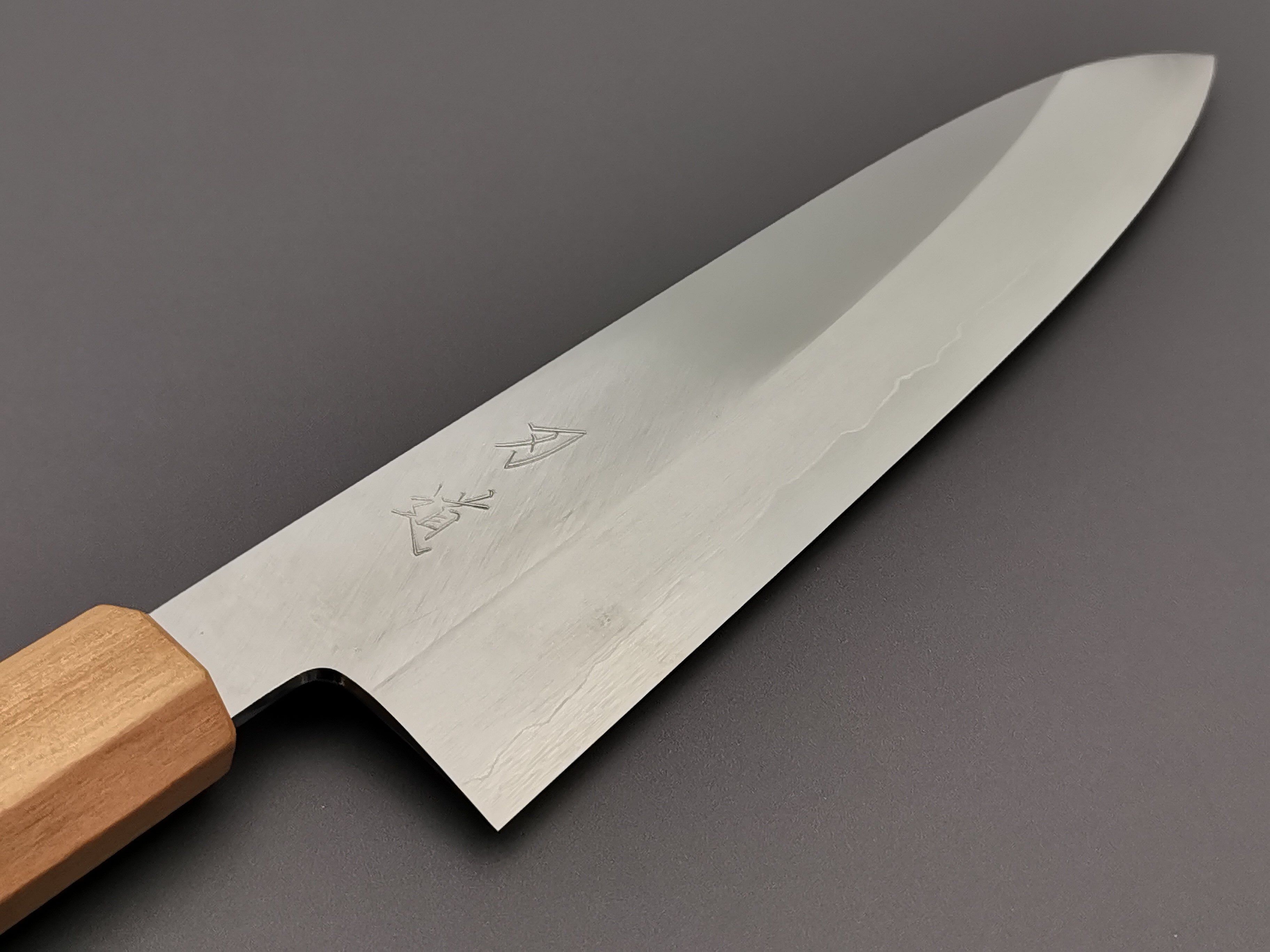 Hado Ginsan Gyuto 240mm