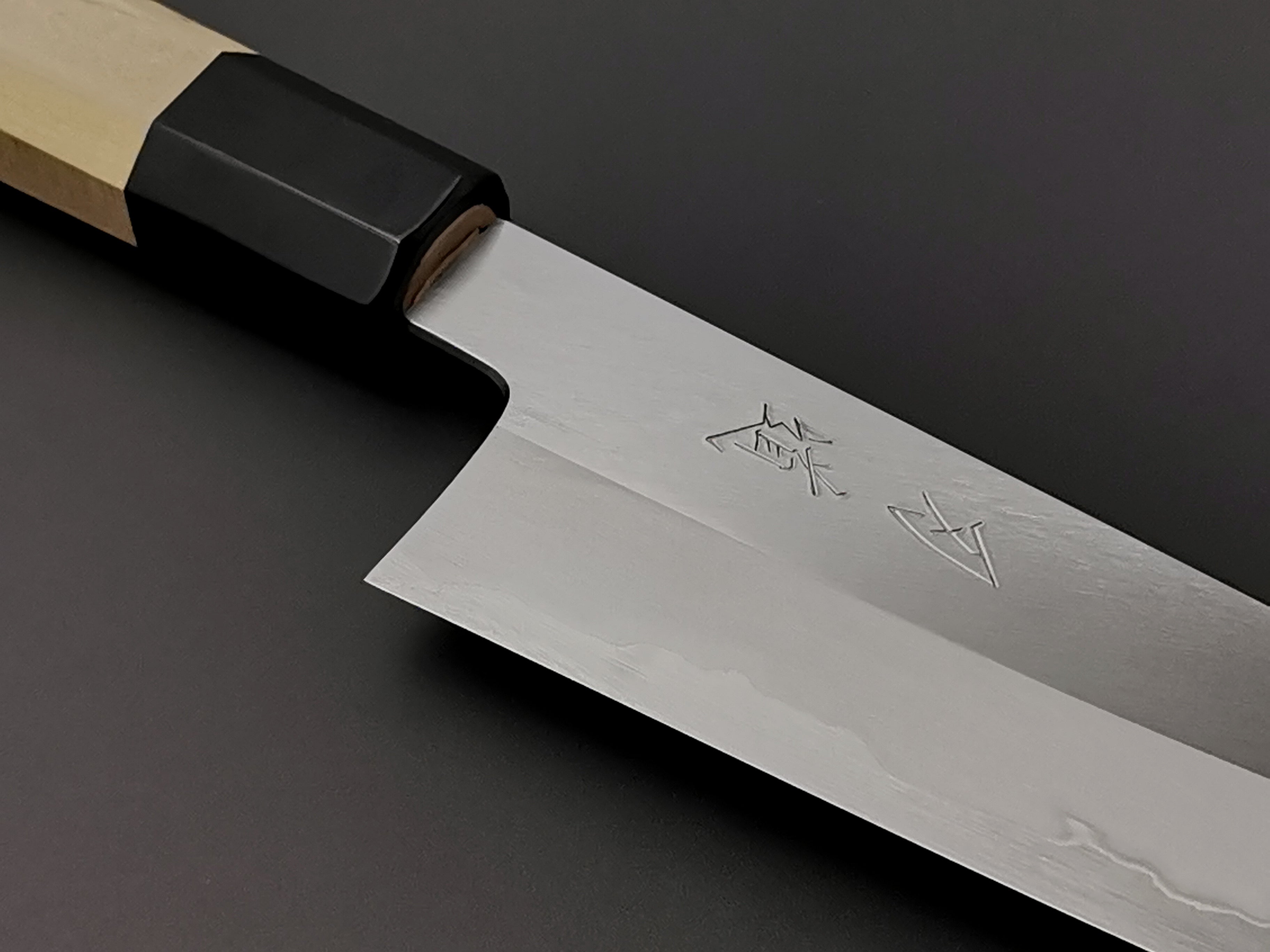 Hado Junpaku Gyuto 210mm