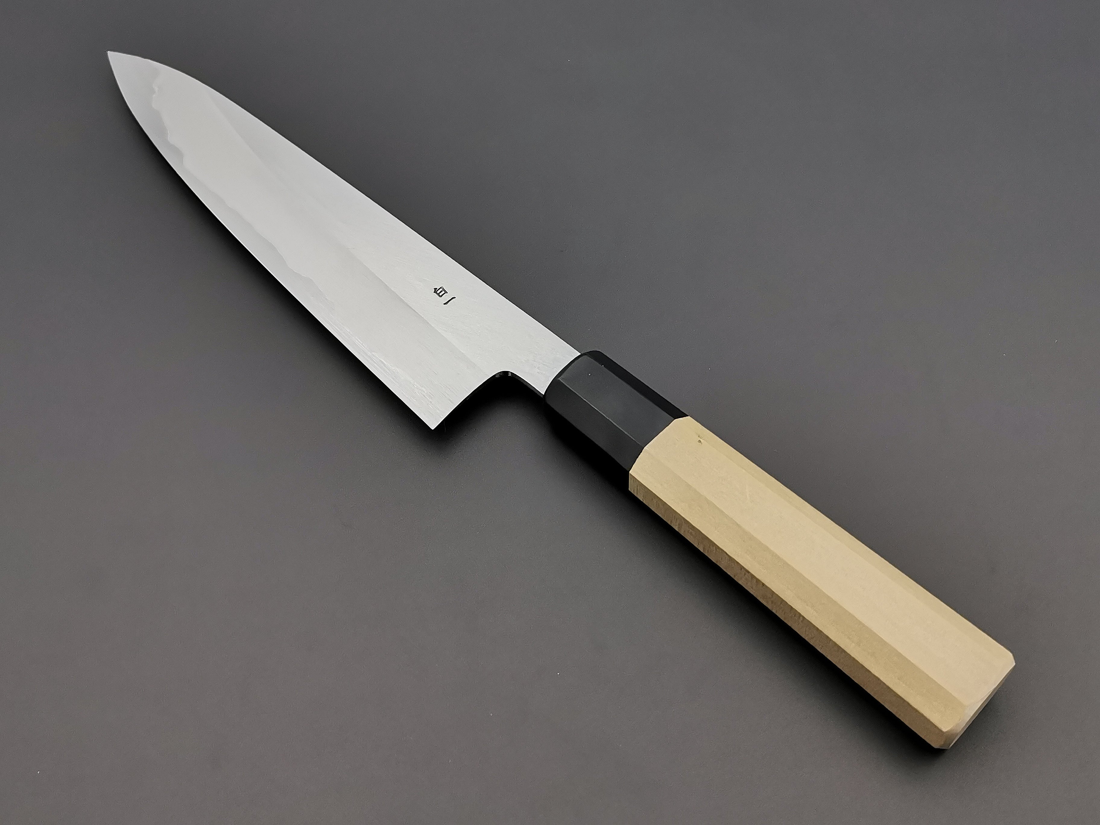 Hado Junpaku Gyuto 210mm