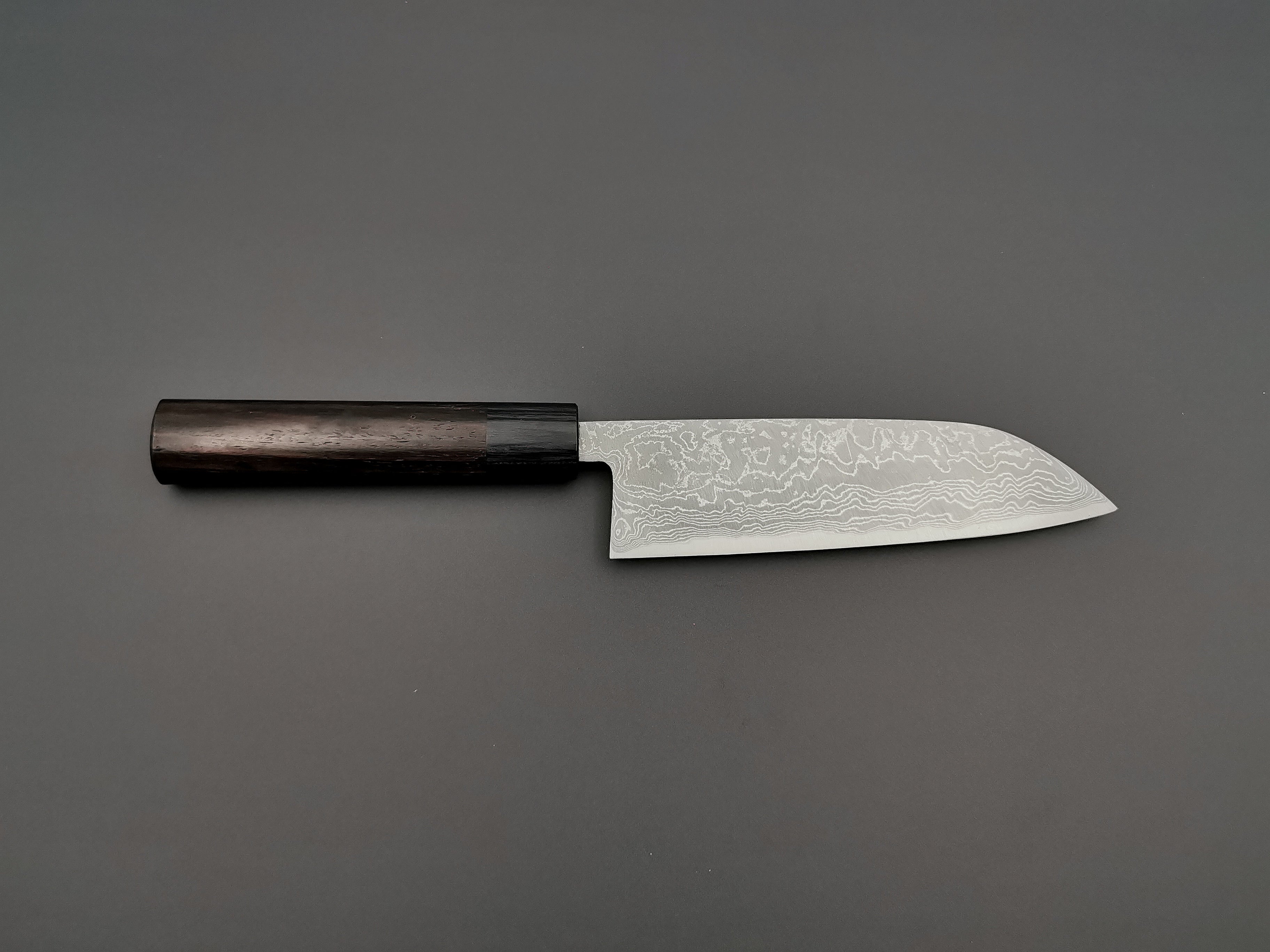 Tsutomu Kajiwara Blue #2 Damascus Santoku