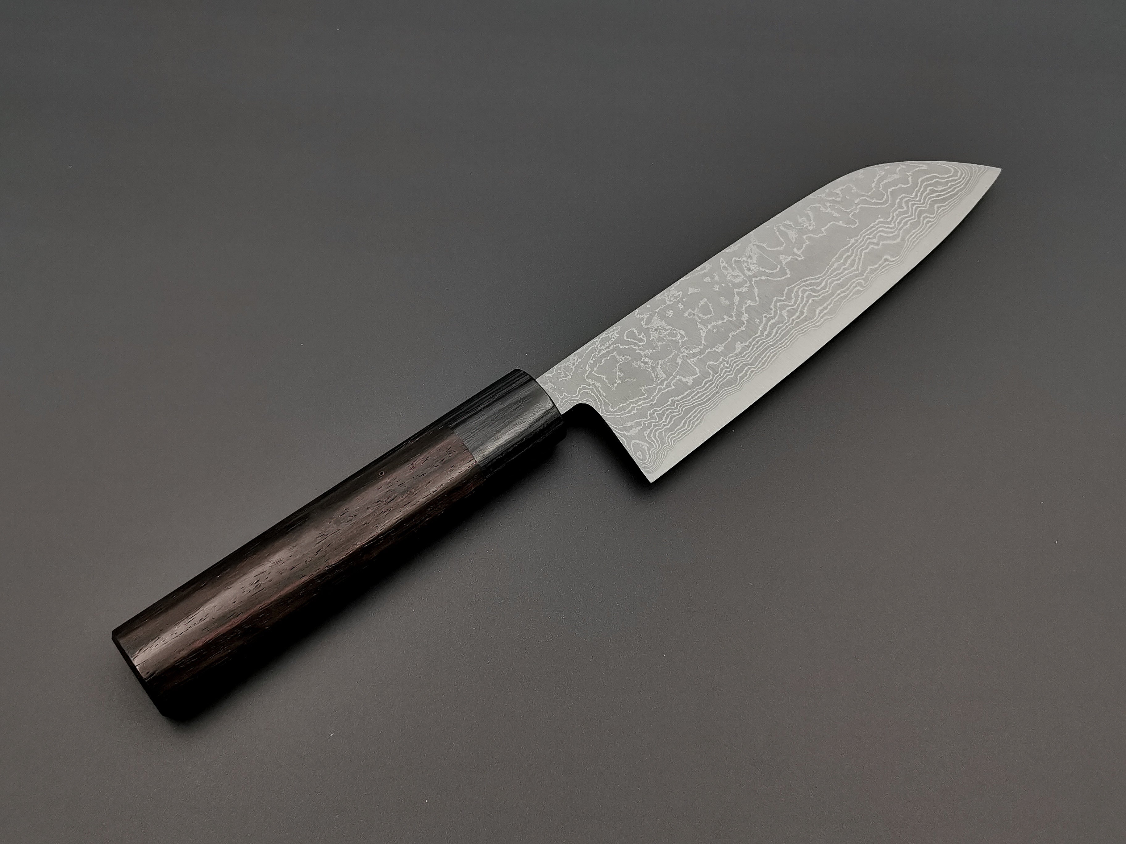 Tsutomu Kajiwara Blue #2 Damascus Santoku