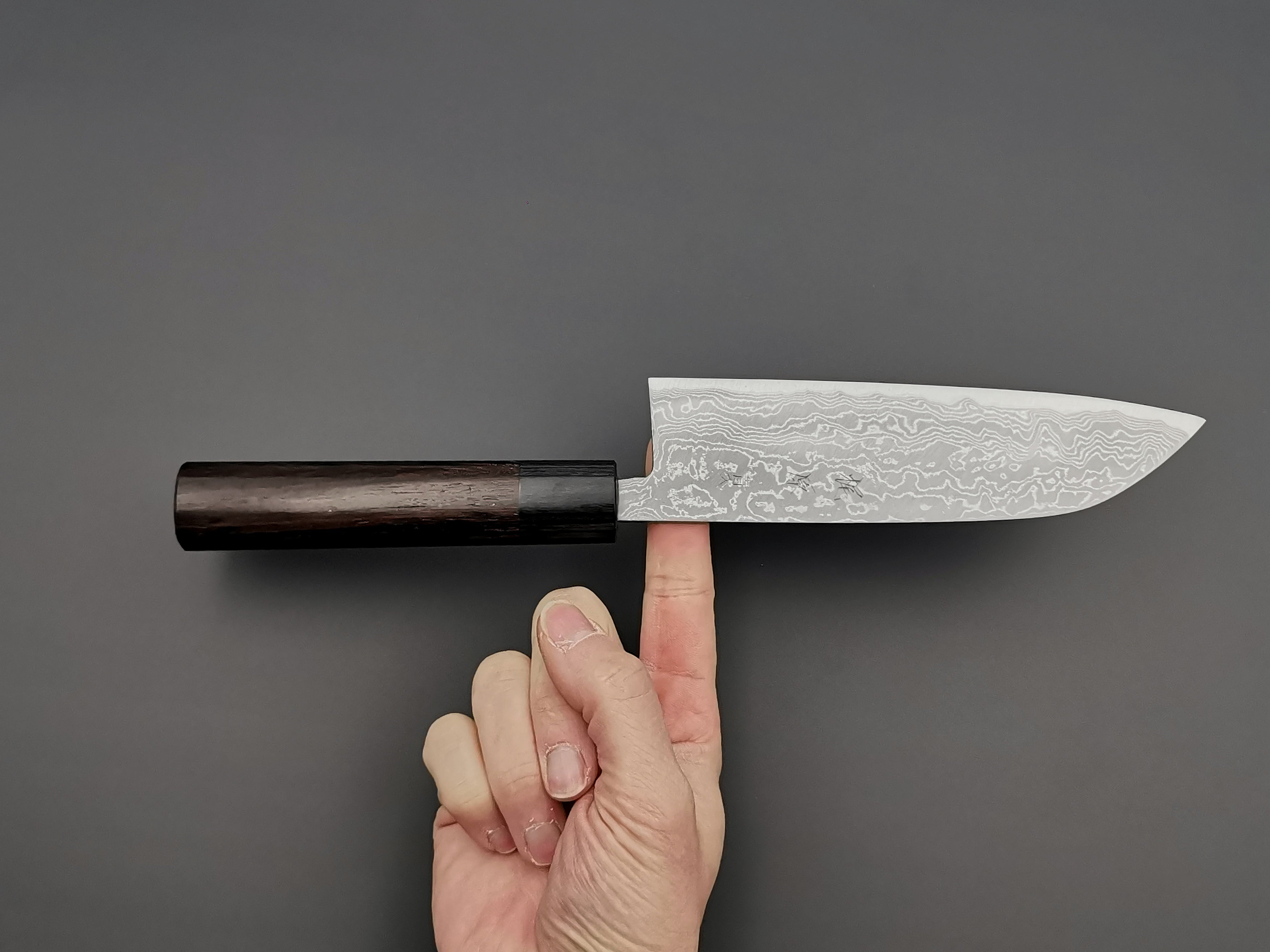 Tsutomu Kajiwara Blue #2 Damascus Santoku
