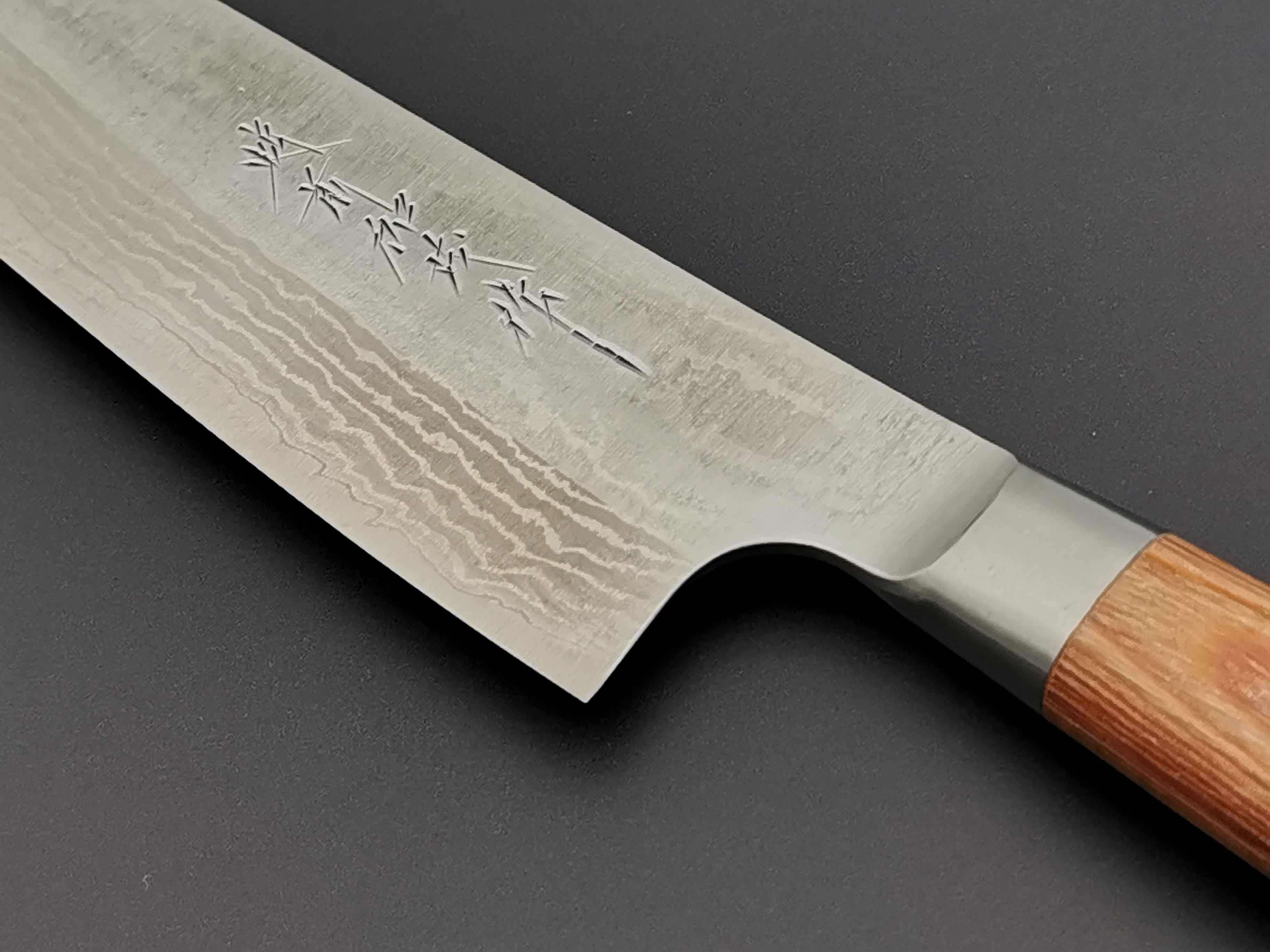 Katsuyasu Kamo VG10 Damascus Santoku