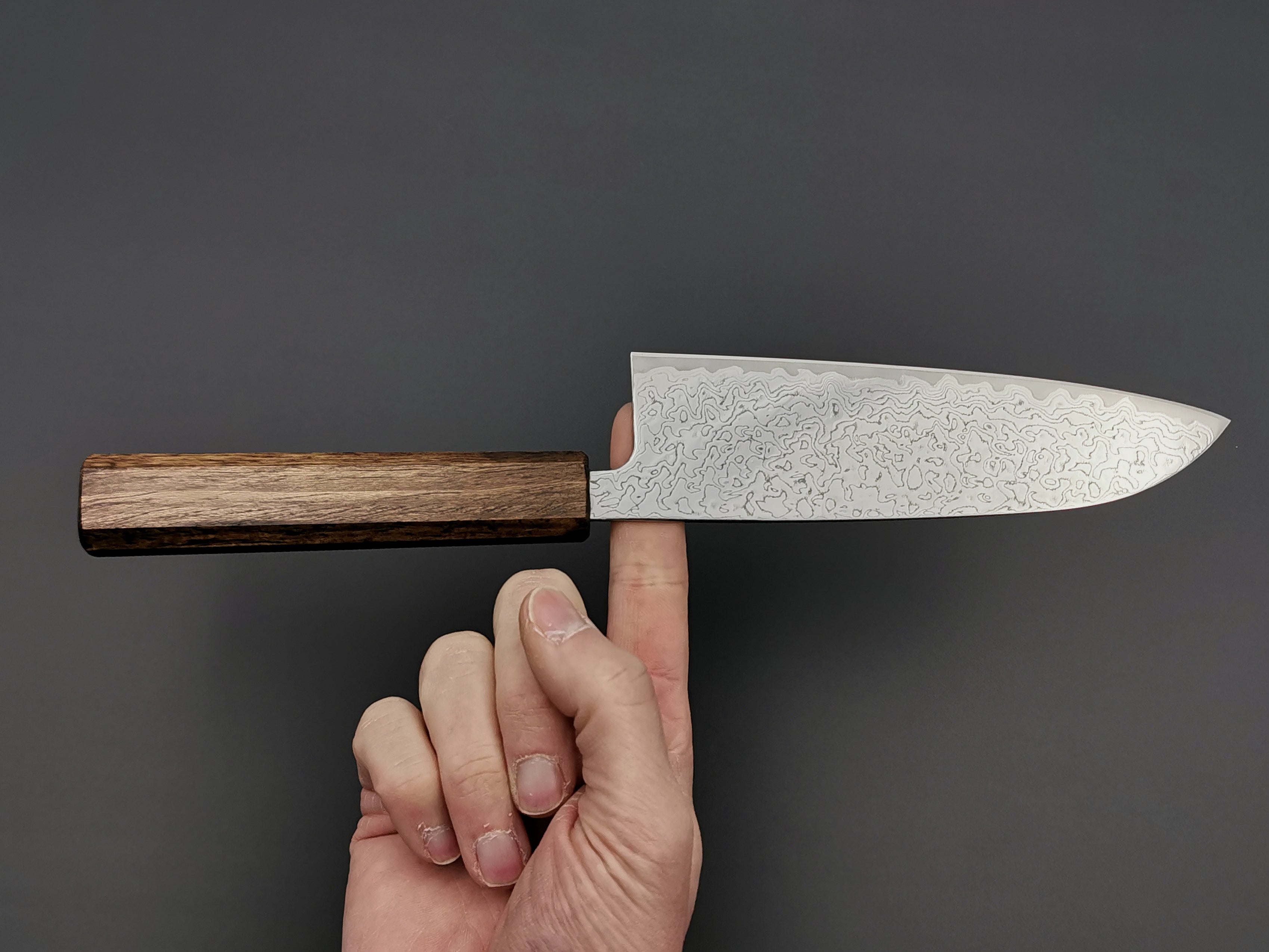 Tsunehisa VG10 Nickel Damascus Santoku