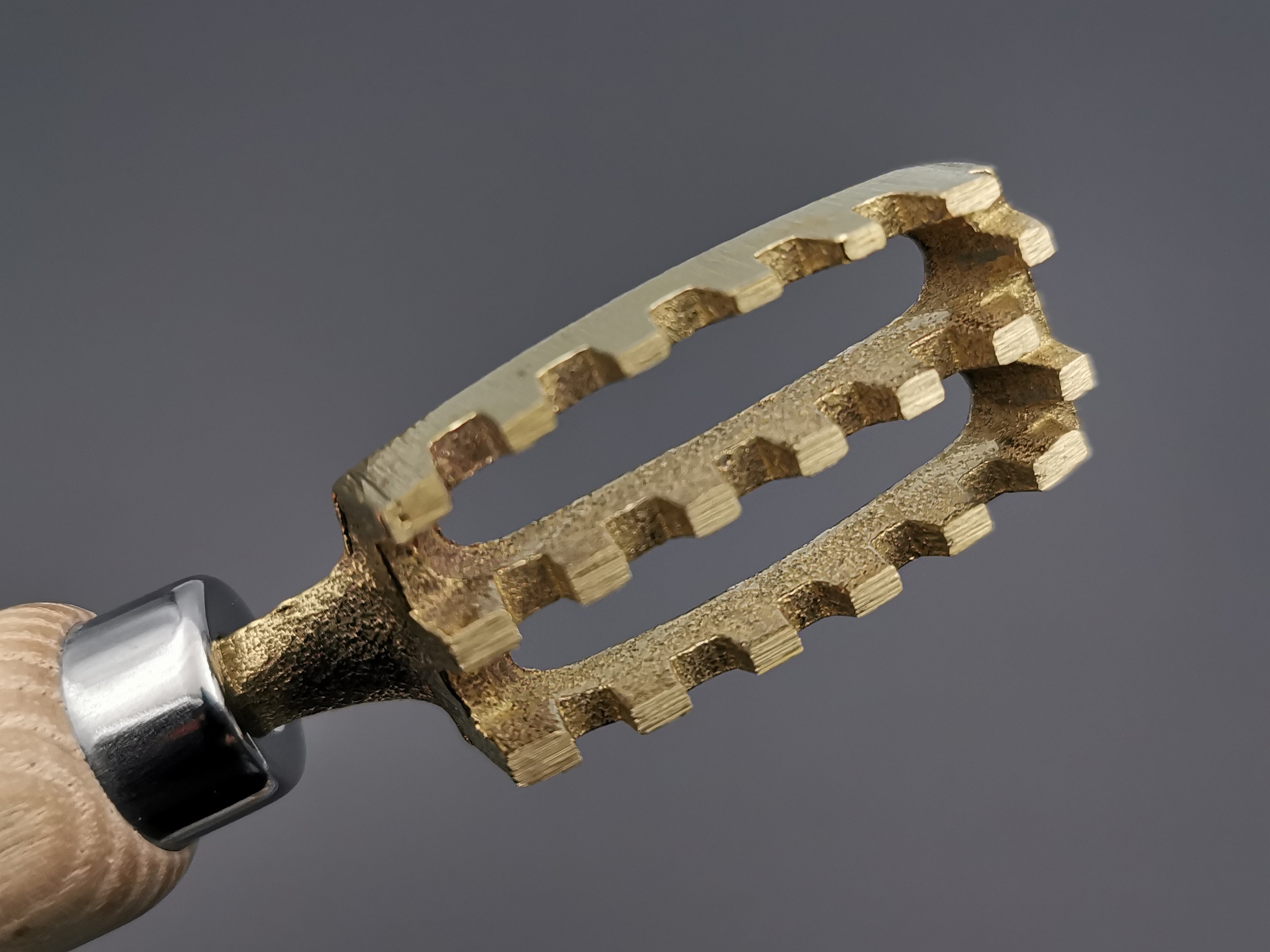 Hoshisan Seisakusho Brass scale removal tool