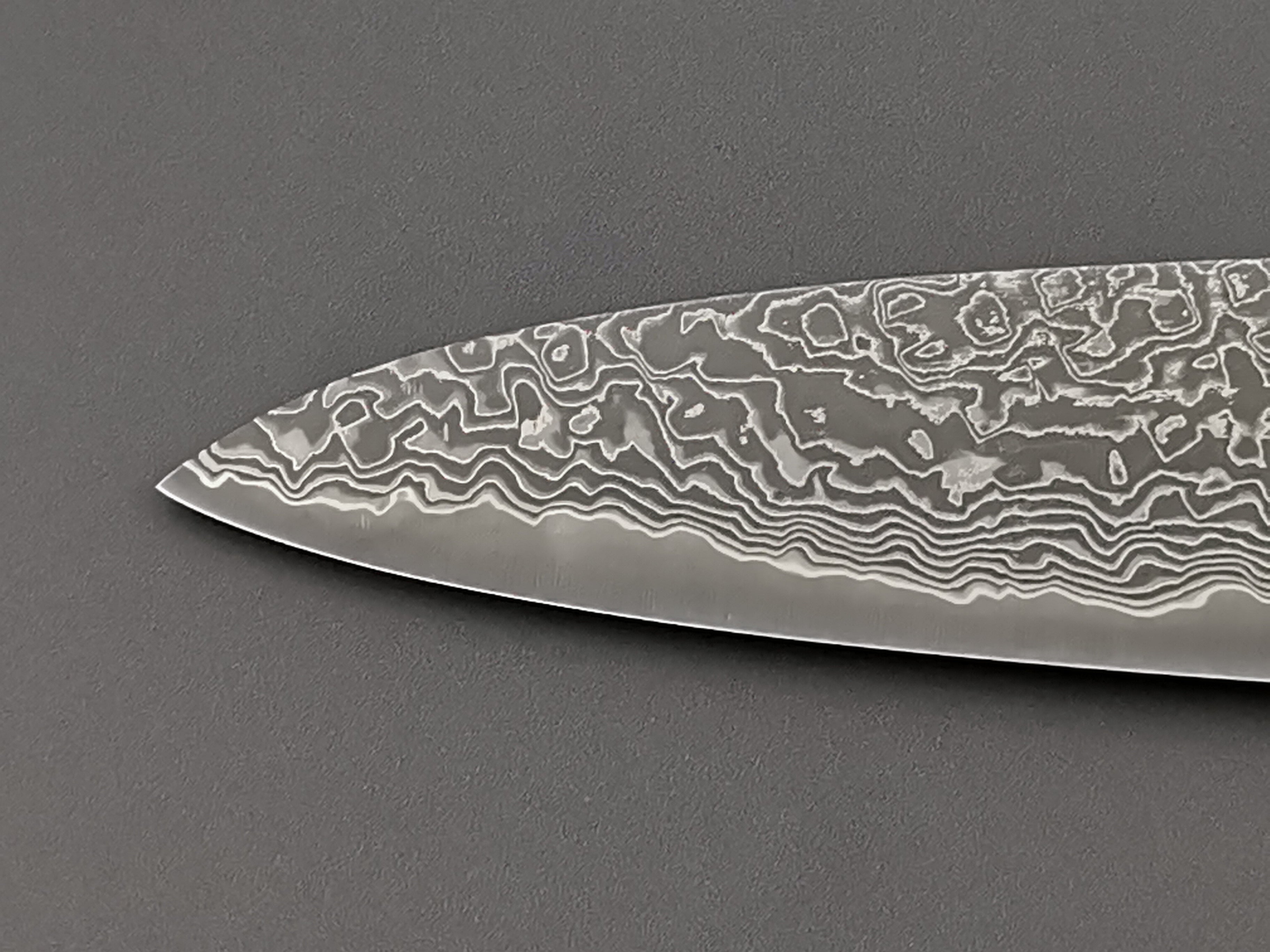 Shigeki Tanaka R2 Damascus Gyuto 240mm with Ironwood handle