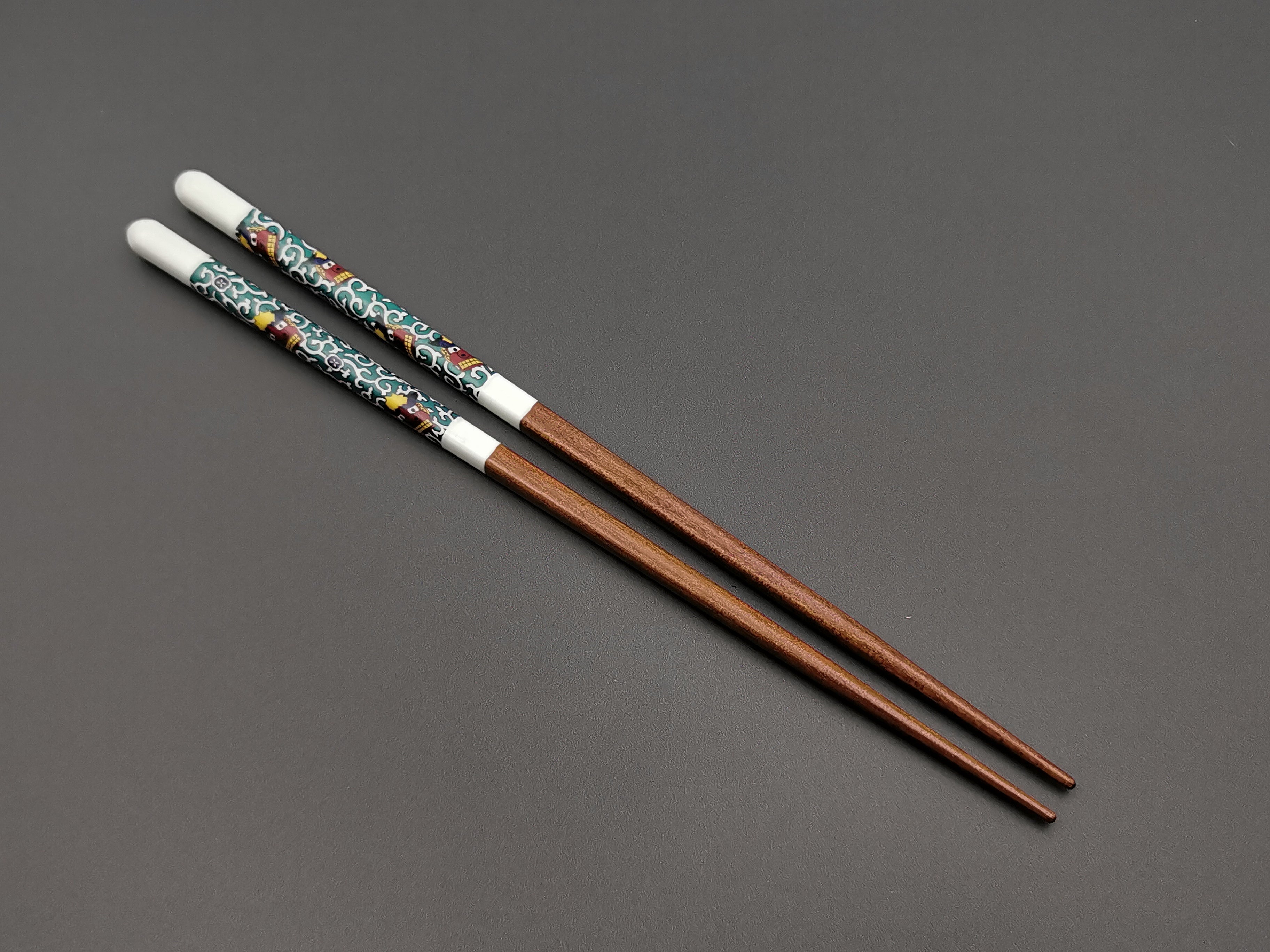 Seikou Kutani Wakasa Lacquer Chopsticks