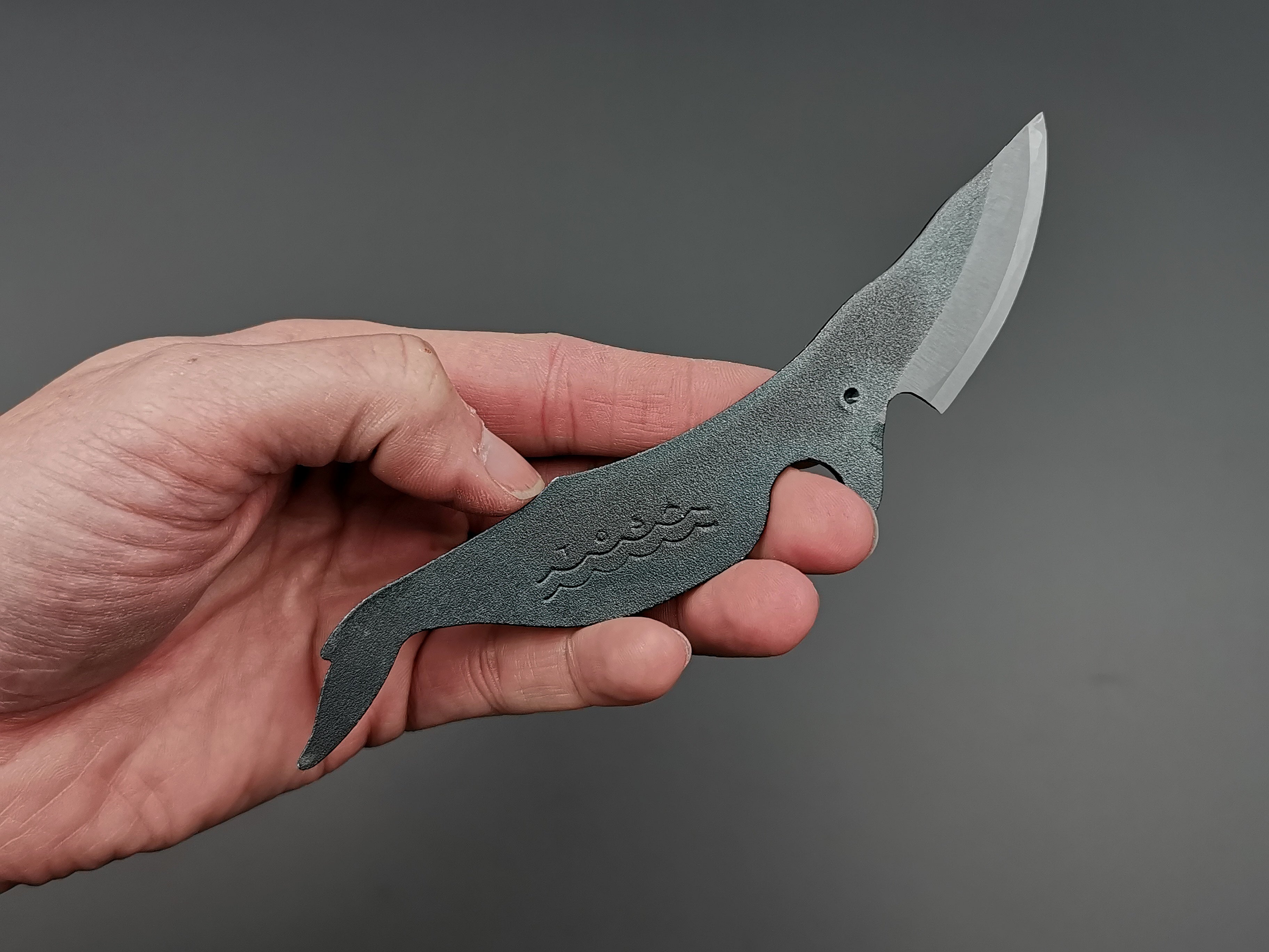 Kujira whale craft knife