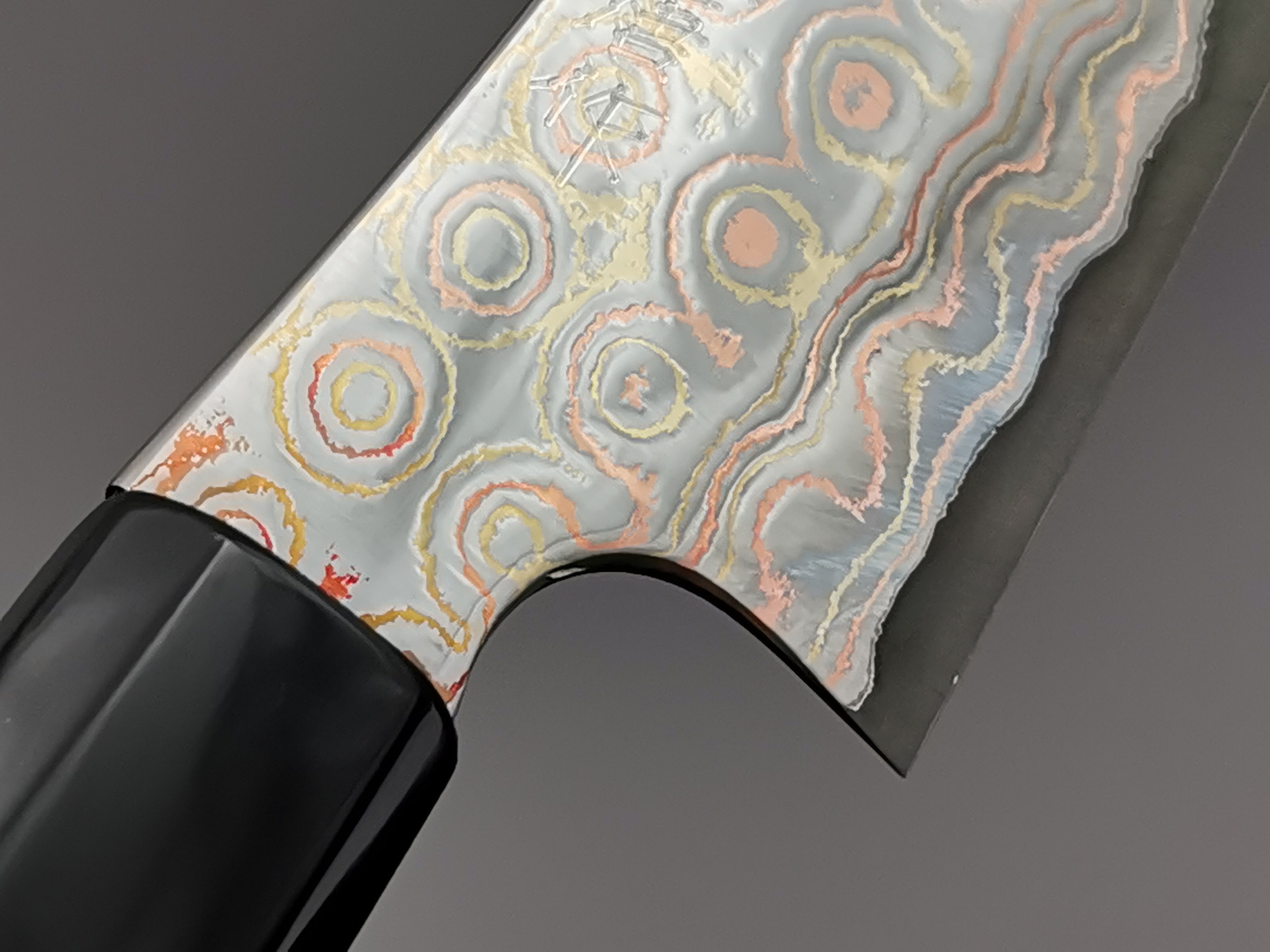 Nigara Hamono Rainbow Damascus Sakimaru Sujihiki 270mm