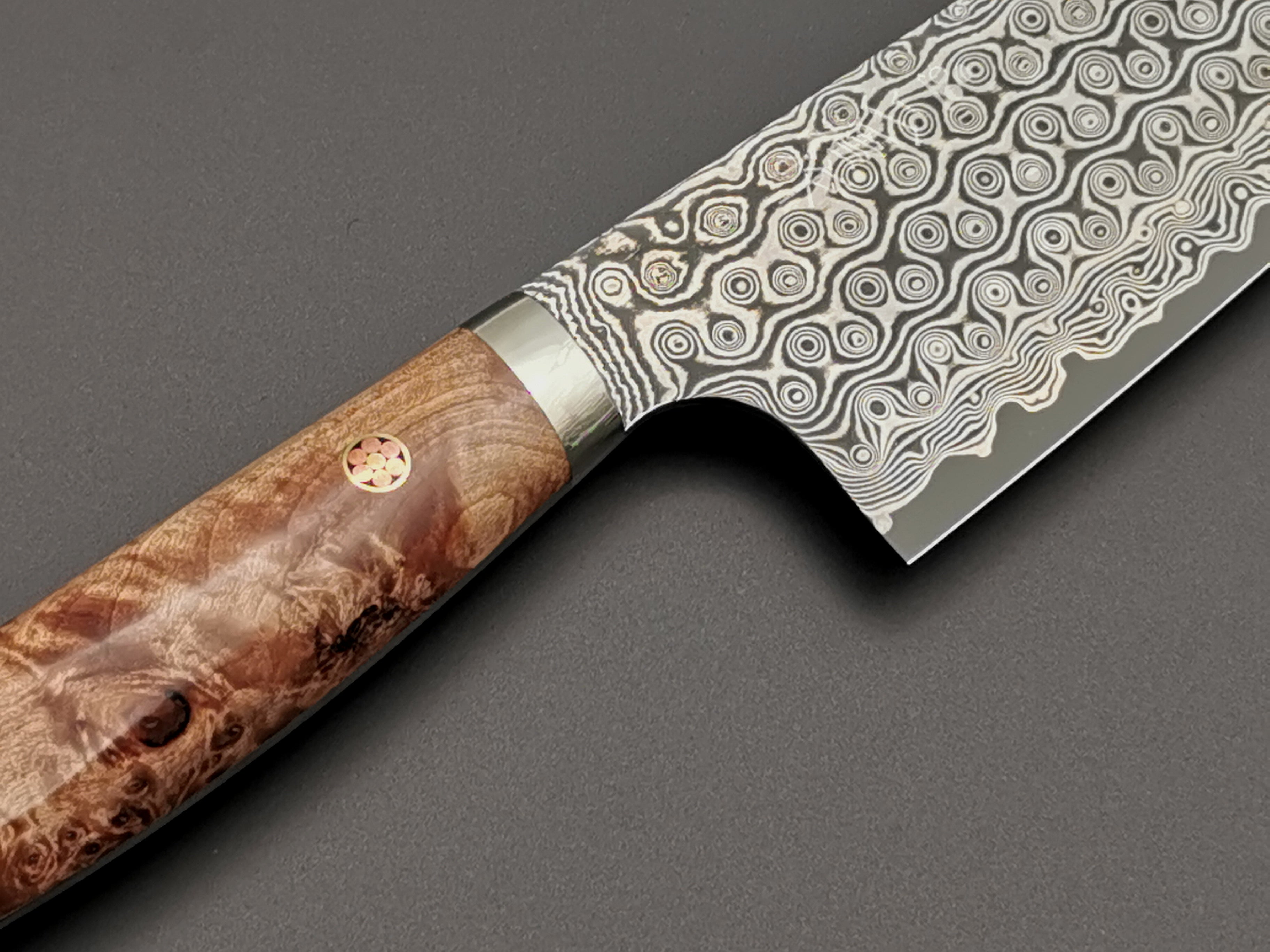 Nigara Hamono SG2 Damascus Santoku with maplewood handle