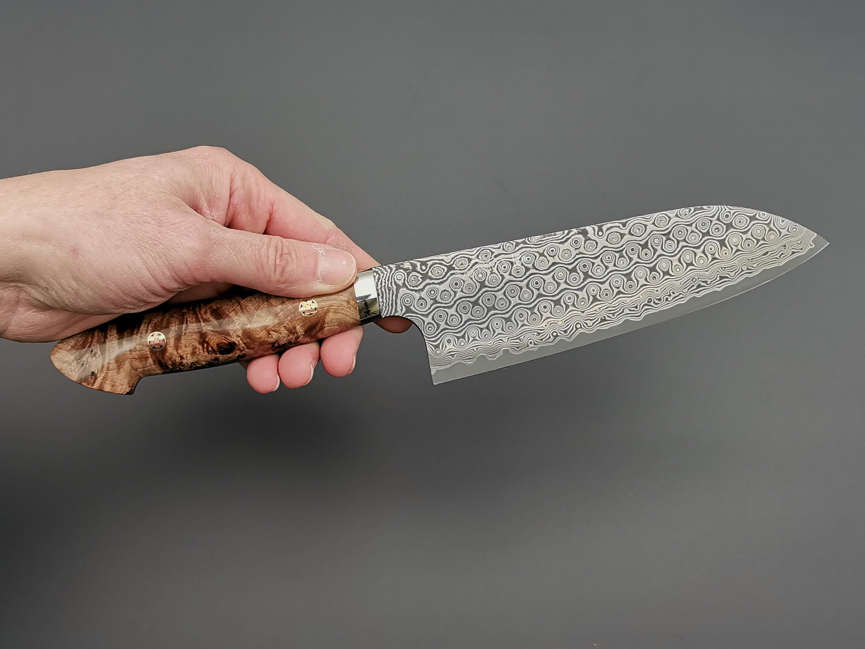 Nigara Hamono SG2 Damascus Santoku with maplewood handle