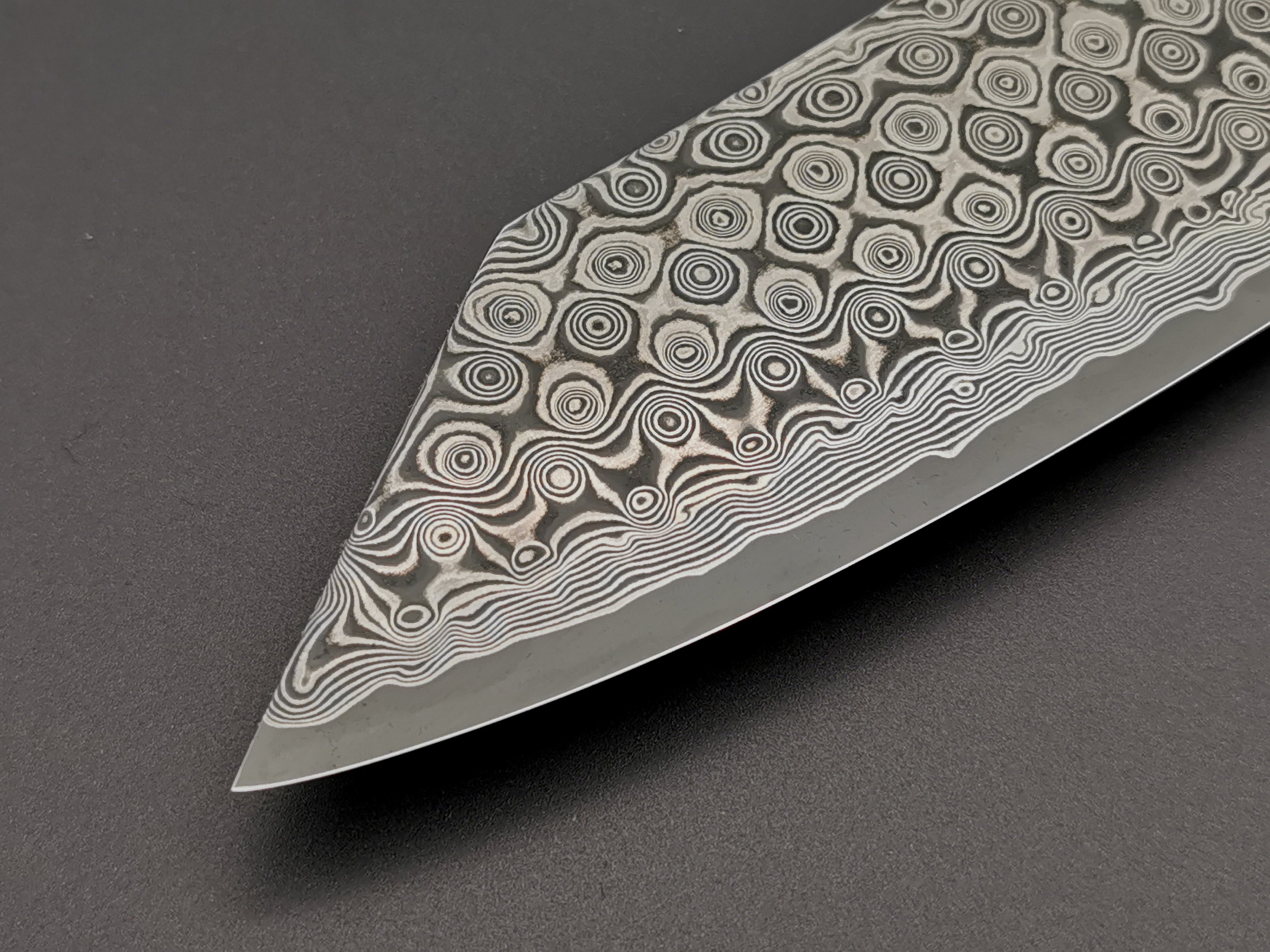 Nigara Hamono SG2 Damascus Bunka with maplewood handle