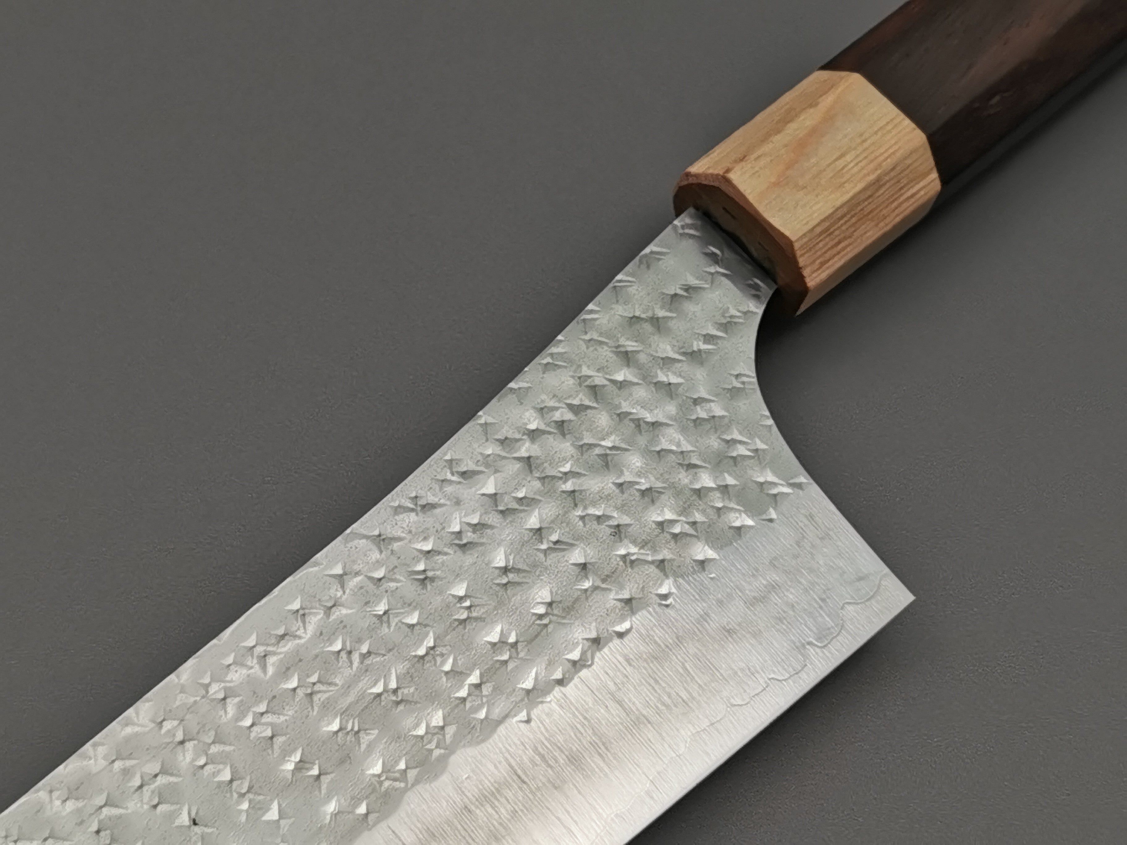 Yu Kurosaki Senko Gyuto 240mm