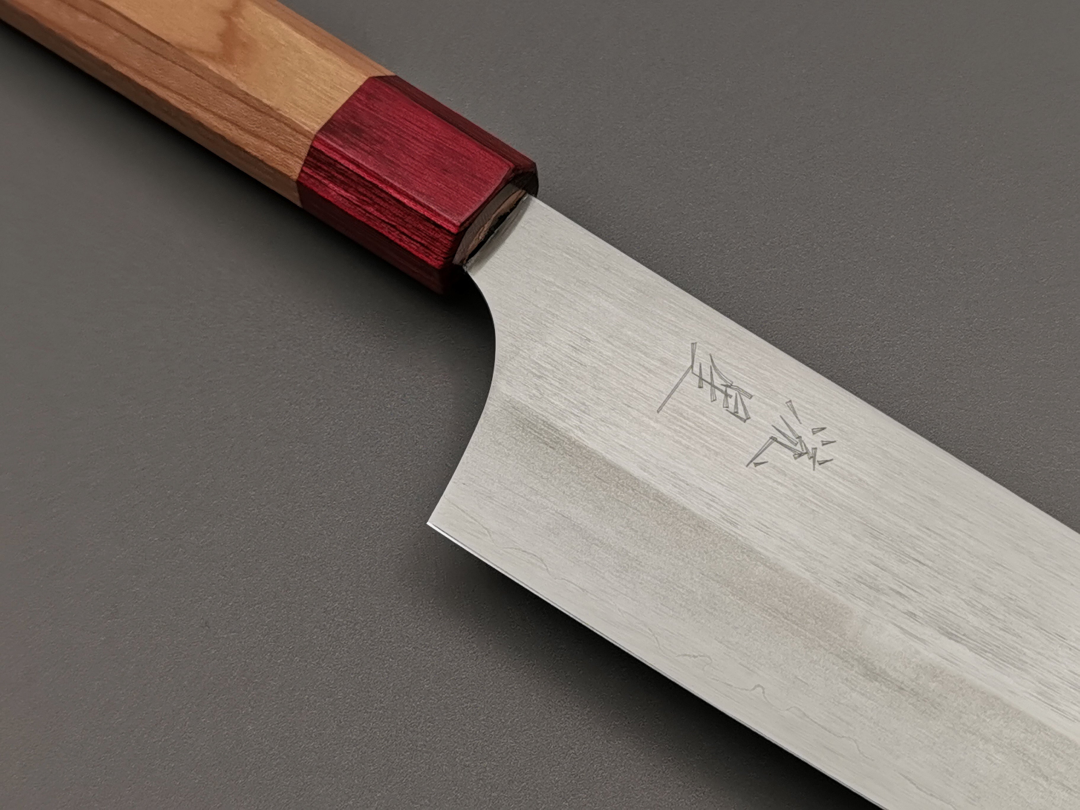 Makoto Kurosaki Ryusen V7 Gyuto 240mm