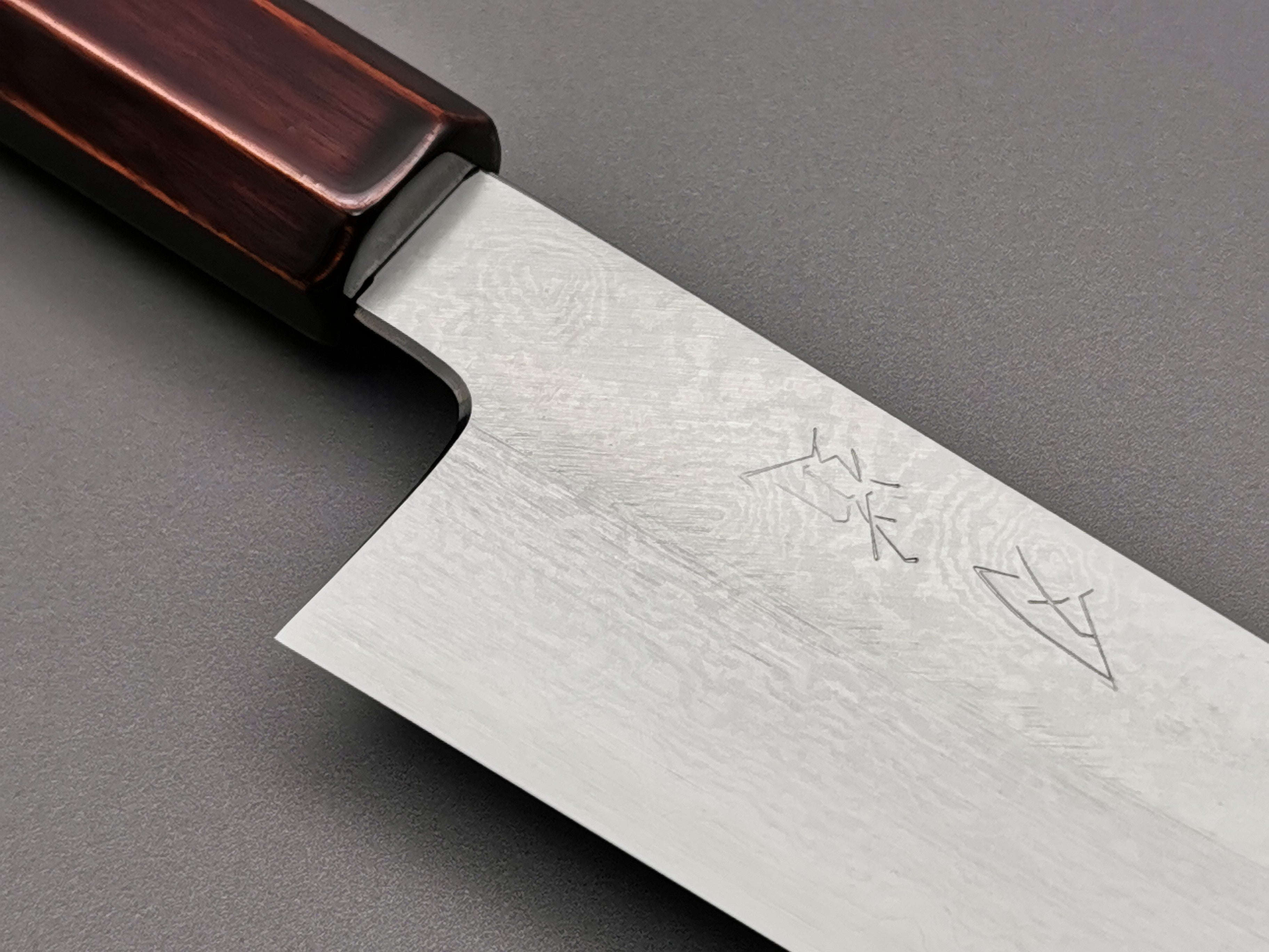 Hado Ginsan Damascus Urushi Kiritsuke Santoku