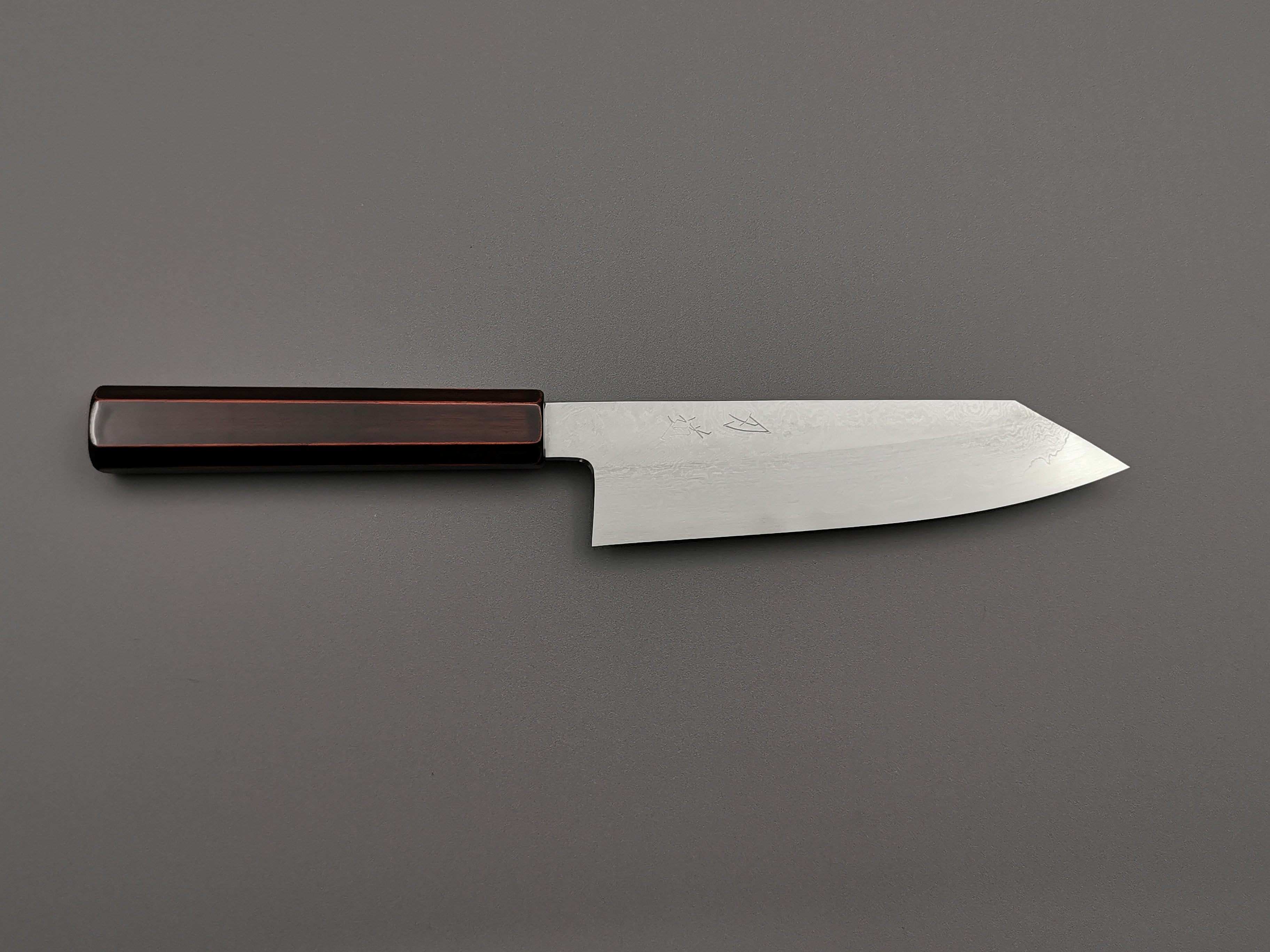 Hado Ginsan Damascus Urushi Kiritsuke Santoku