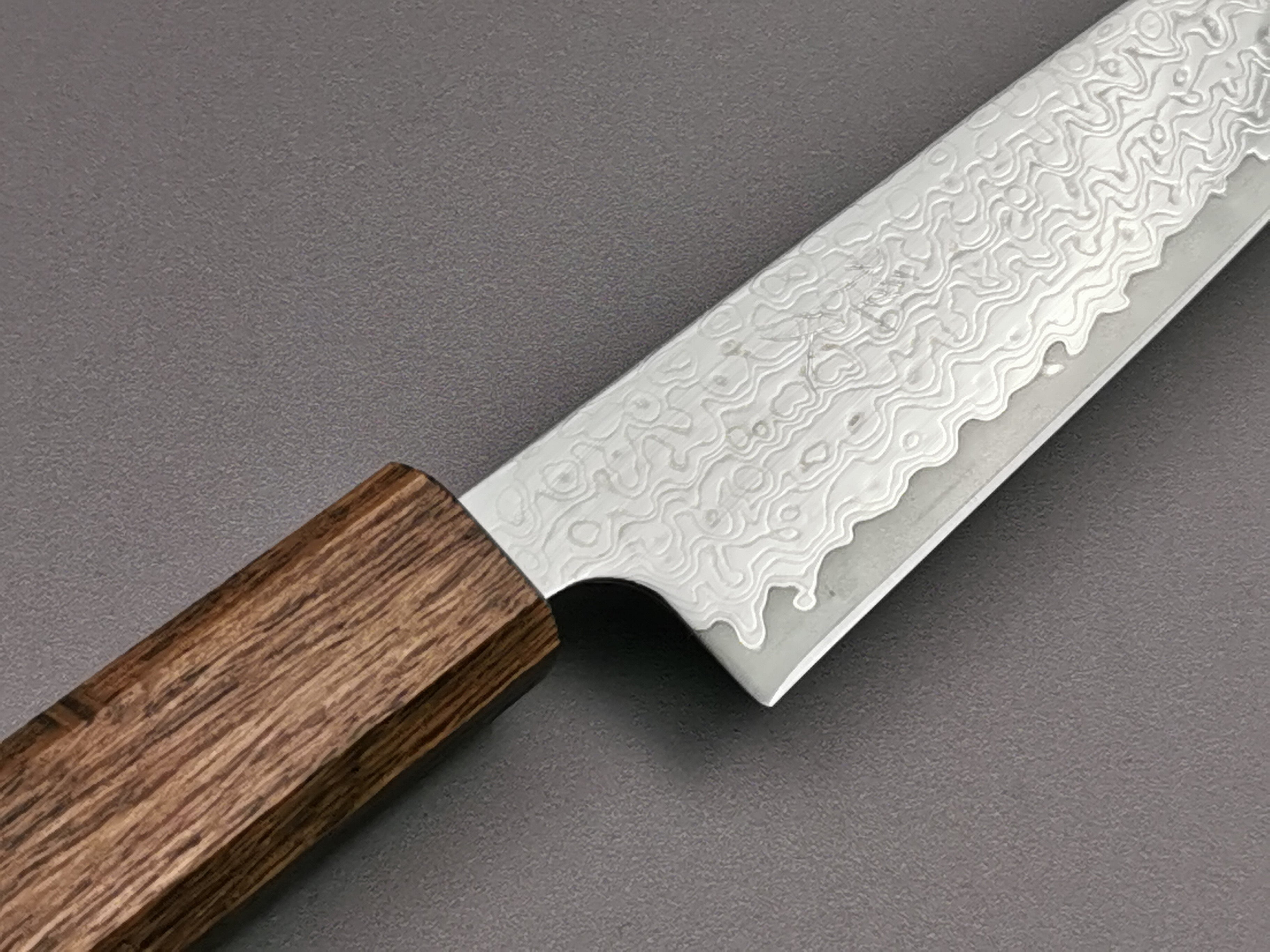 Tsunehisa VG10 Nickel Damascus Petty 135mm
