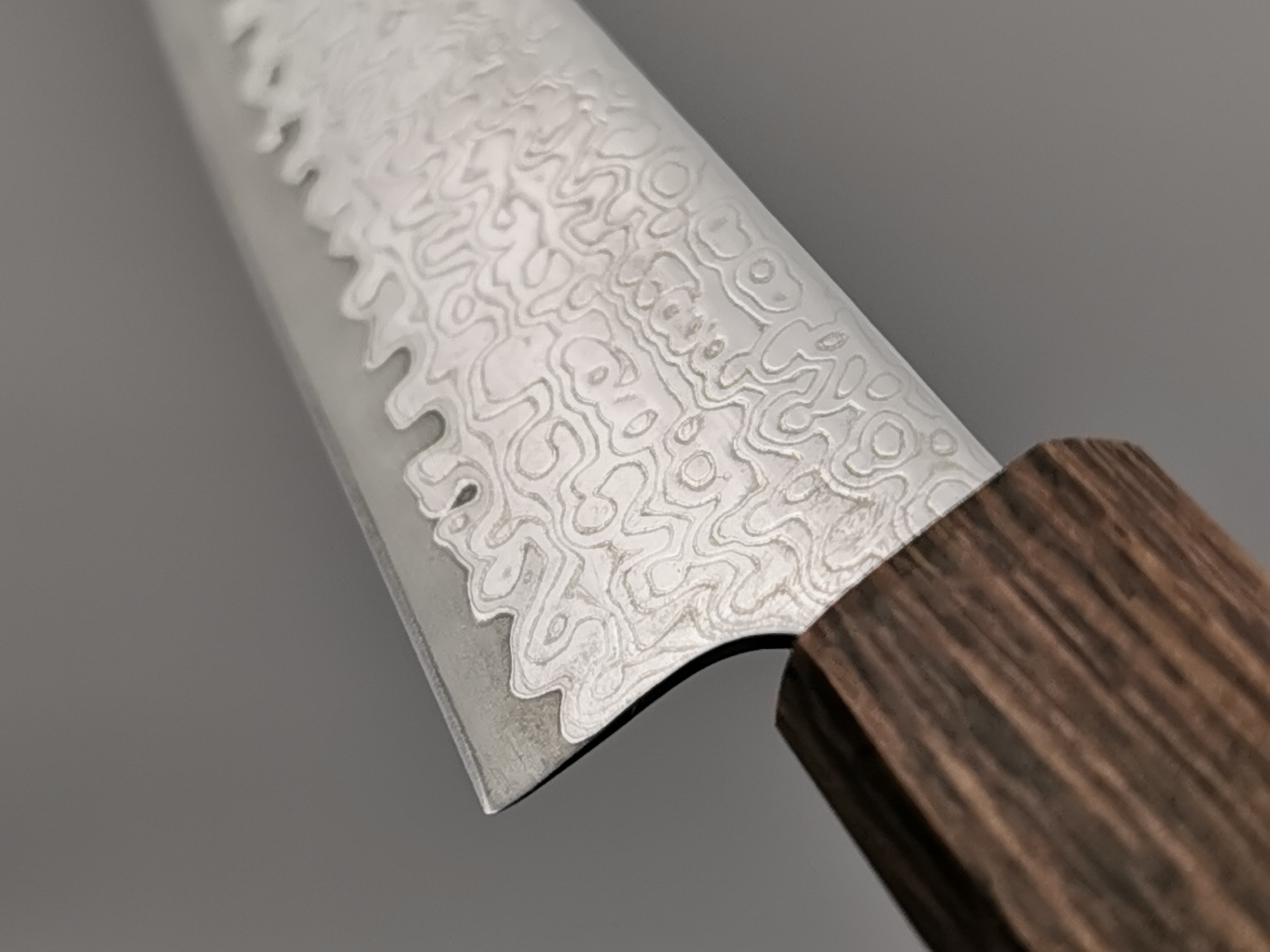 Tsunehisa VG10 Nickel Damascus Petty 135mm