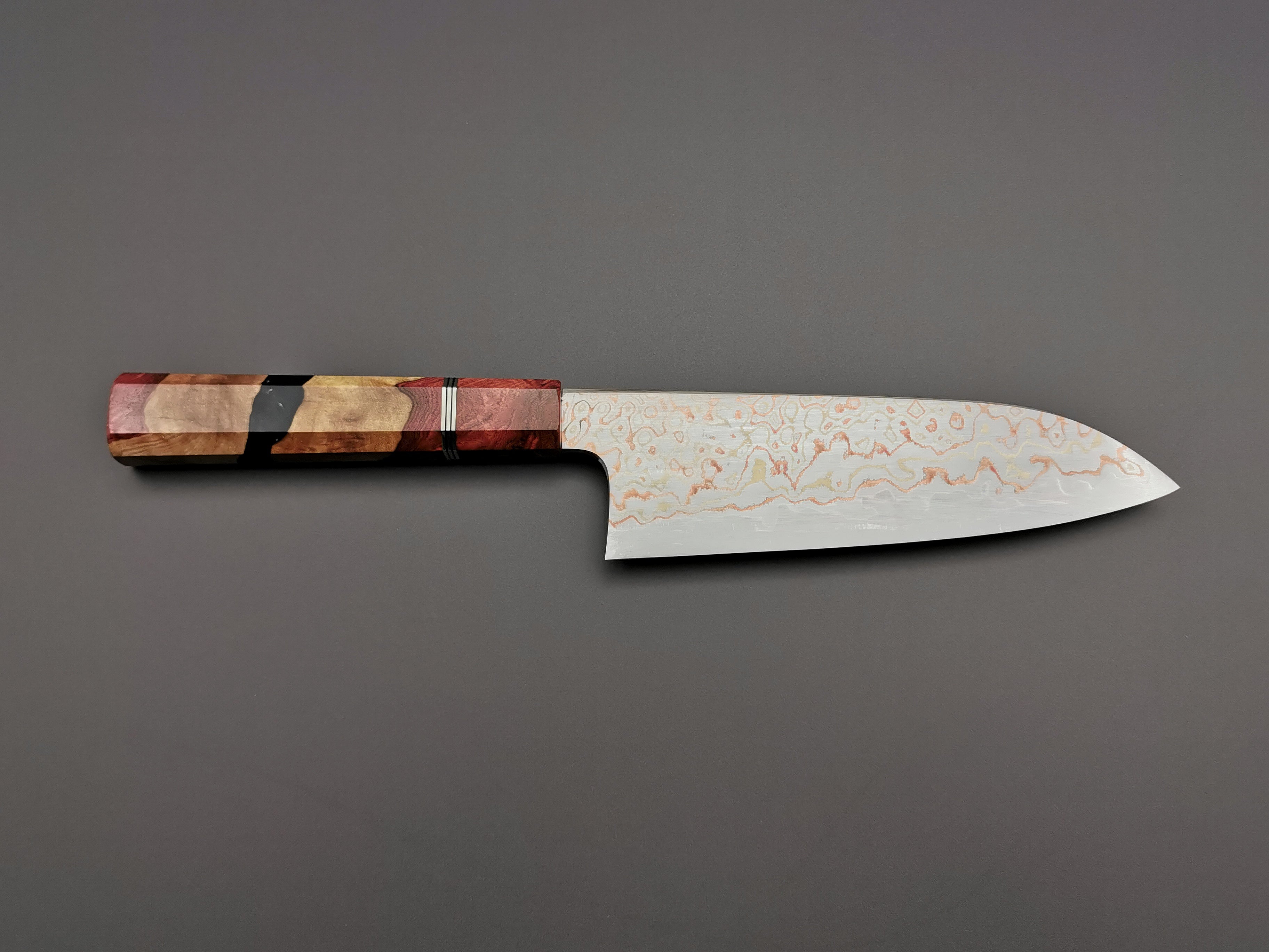 Nigara Hamono x Myojin Naohito Rainbow Damascus Santoku